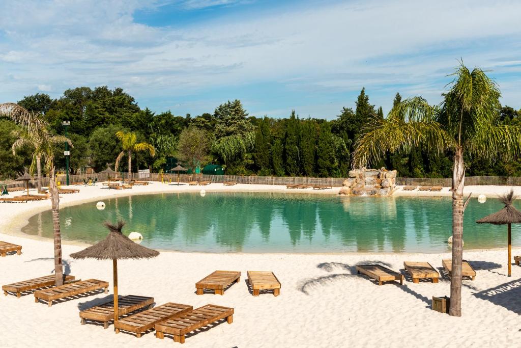 SMARTBNB - Dernier etage Ascenseur - 1 min Plage et Zone Pietonne