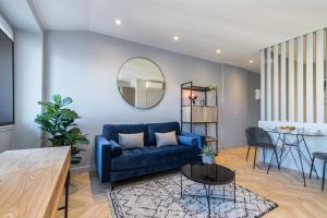 SMARTBNB - Dernier etage Ascenseur - 1 min Plage et Zone Pietonne