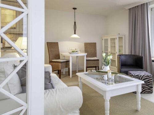 Sola Bona EAST 37