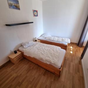 Appartement Soleillade en sérénité Arnis 46000 Cahors Midi-Pyrénées