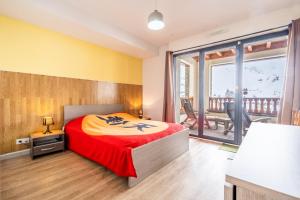 Solyneou 3 le chamoix Appartement au pied du pic du midi 8pers