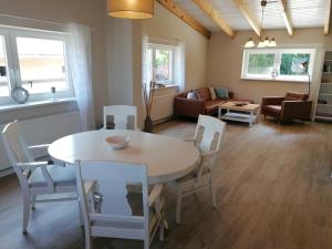 Sommerhaus mit Dachterrasse & Parkplatz NEU! - ABC324