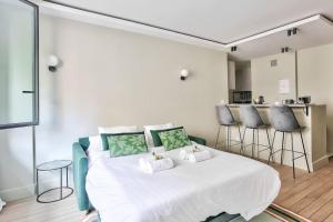 Somptueux appartement proche Champs-Elysées