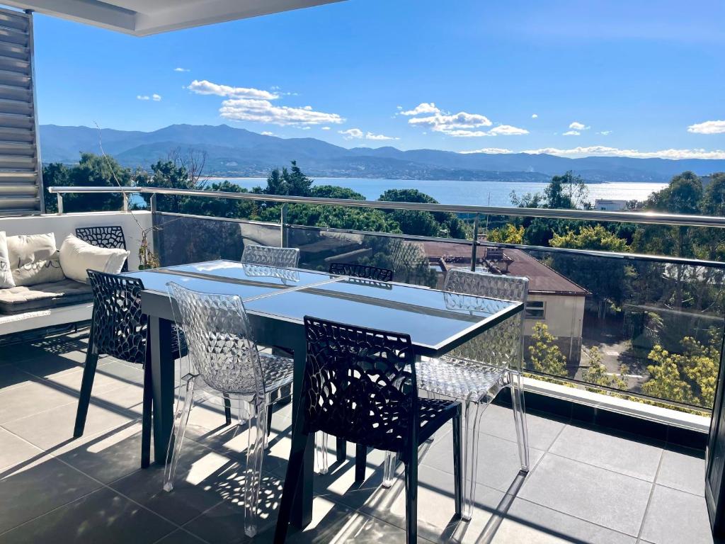 Somptueux appartement rénové en bord de mer 83140 Six-Fours-les-Plages