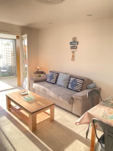 Somptueux appartement rénové en bord de mer