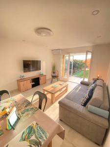Somptueux appartement rénové en bord de mer