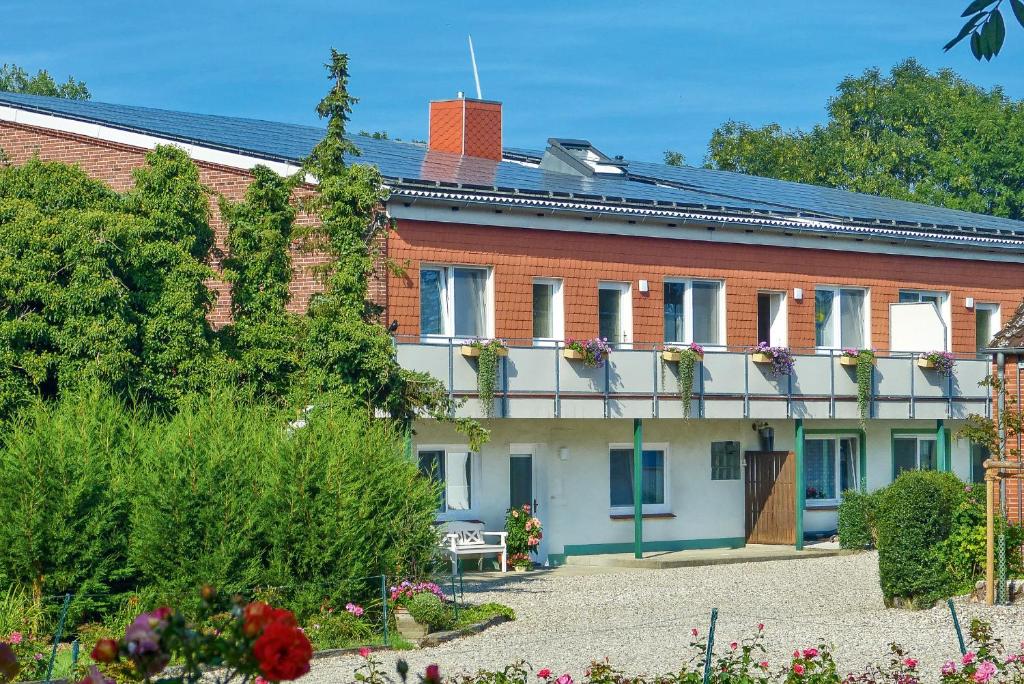 Appartement Sonnenschein - a52658 Dorfstraße 32 23769 Klausdorf