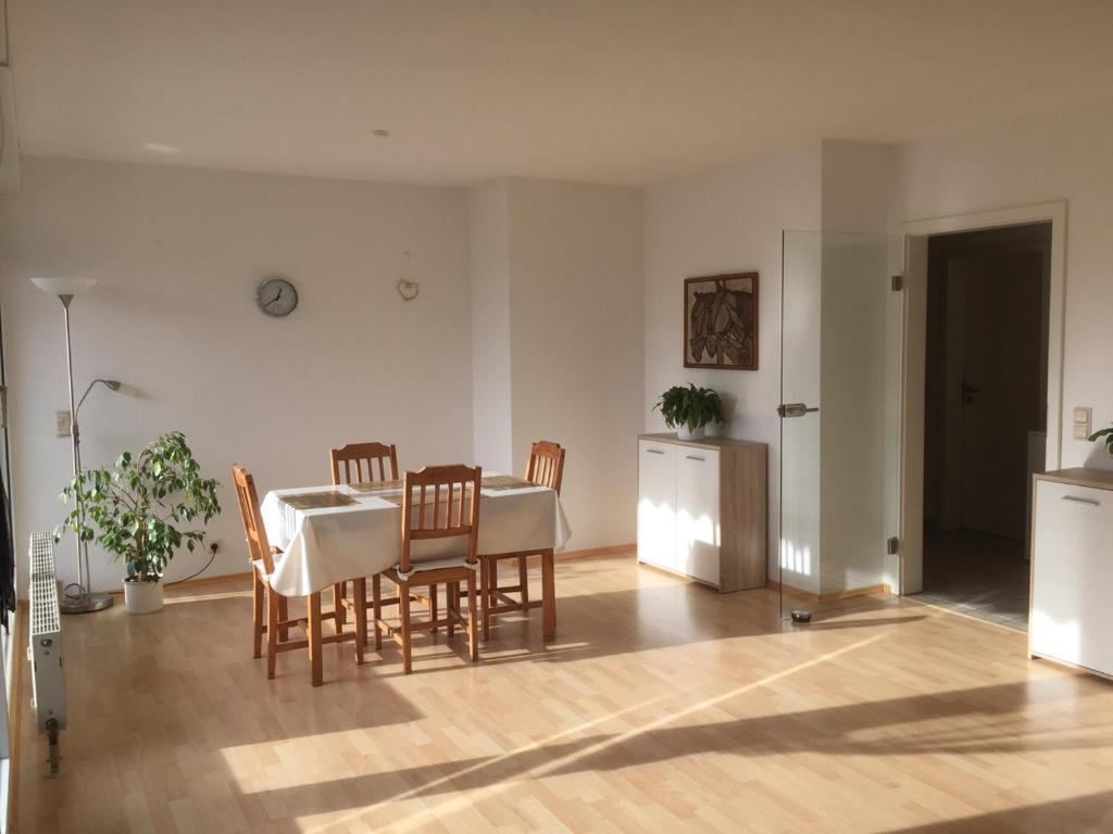 Sonnenschein Feldbergblick 6, 65510 Idstein