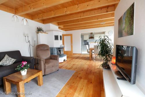 Sonnige Ferienwohnung, Rollstuhlgerecht, Hunde willkommen