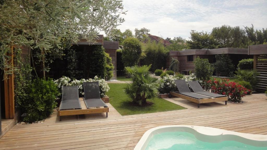 Sons 06400 Cannes