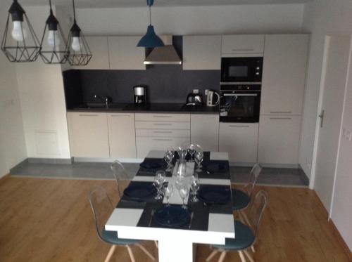SouheilRebekaHome