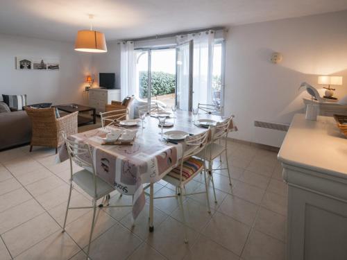 Appartement Appartement Soulac-sur-Mer, 3 pièces, 4 personnes - FR-1-648-4 2 résidence Les Vagues Soulac-sur-Mer