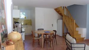 Appartement Sous le figuier... 784 Chemin des Sources  84110 BUISSON 84110 Buisson Provence-Alpes-Côte d\'Azur