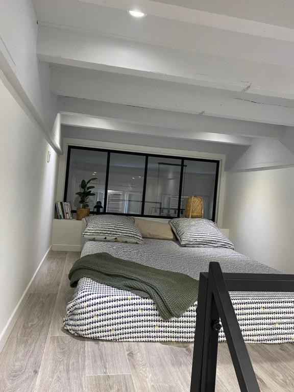 Sousplex Paris Champs Elysées 70M2