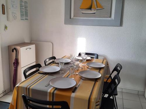 Appartement Appartement Soustons, 3 pièces, 6 personnes - FR-1-379-78 23 RÃ©sidence Pignada Del Mar - 44 Avenue Des Conquillots - Soustons