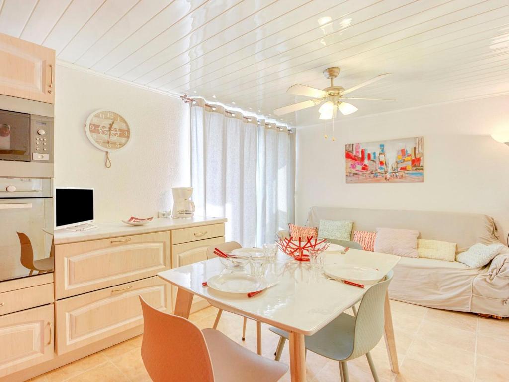 Spacieux 2 chambres battant
