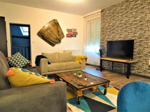 Spacieux 4 couchages hypercentre d'Agen-100m de la gare-Garage gratuit
