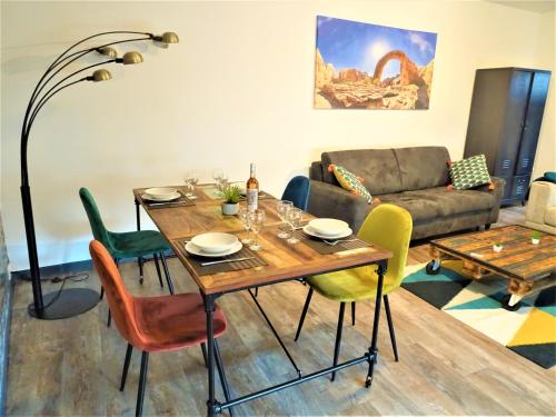 Spacieux 4 couchages hypercentre d'Agen-100m de la gare-Garage gratuit