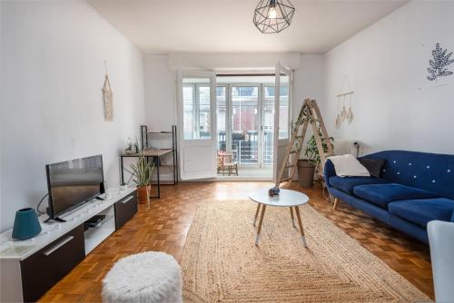 Spacieux appartement, 2 chambres, centre-ville