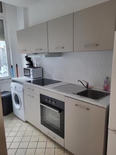 spacieux appartement 2 Valenciennes 50m de la gare