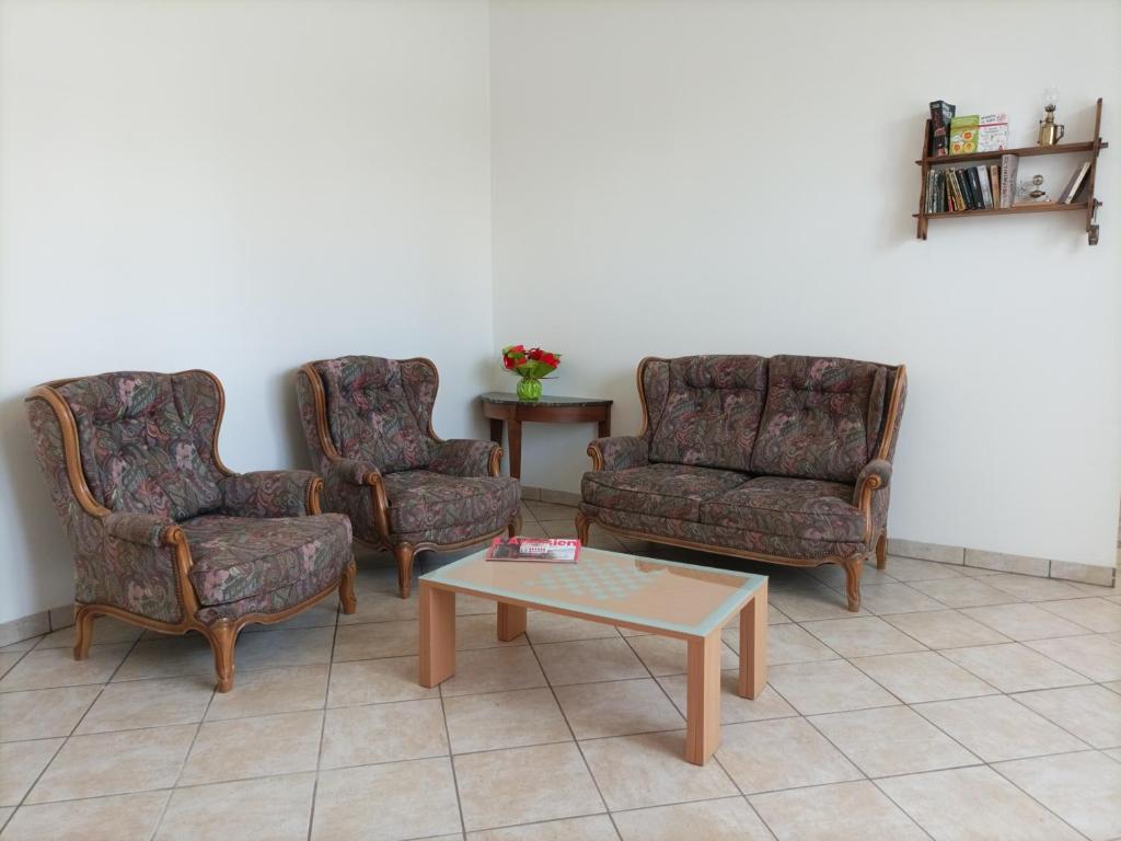 Spacieux appartement à 250 m de la plage, Champollion. 85270 Saint-Hilaire-de-Riez