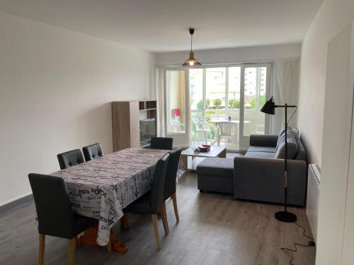 Spacieux appartement à 250 m de la plage, Champollion.