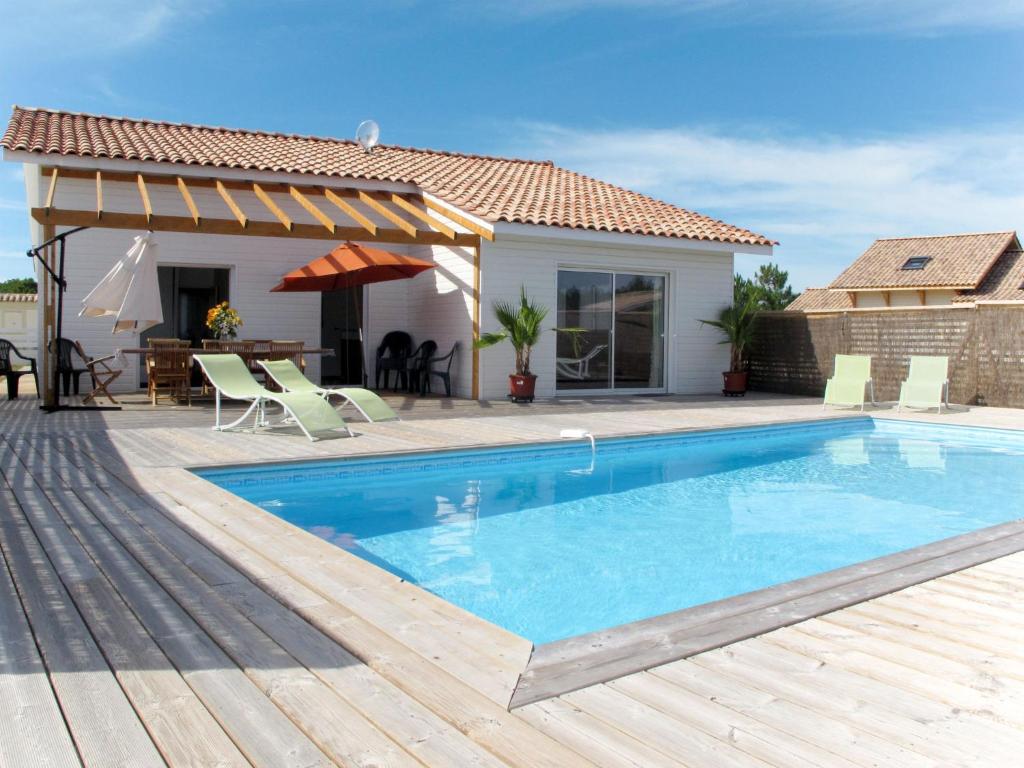 Spacieux appartement, A-mi-chemin, au coeur de Tournus 71700 Tournus