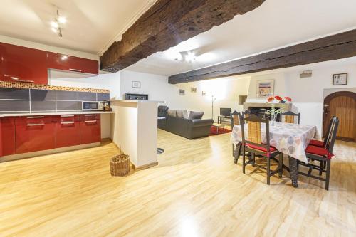 Spacieux appartement au coeur de Dinan