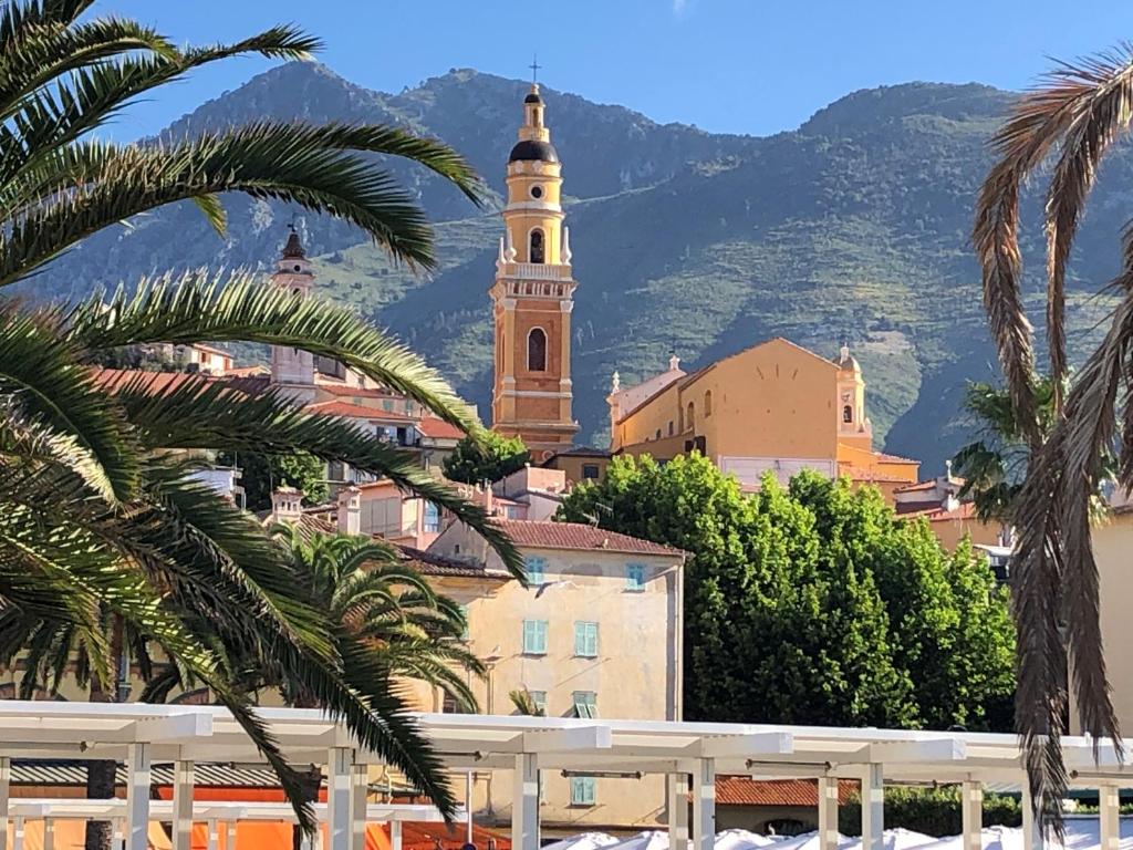 Spacieux appartement au coeur du centre ancien 21 Rue Saint-Michel, 06500 Menton