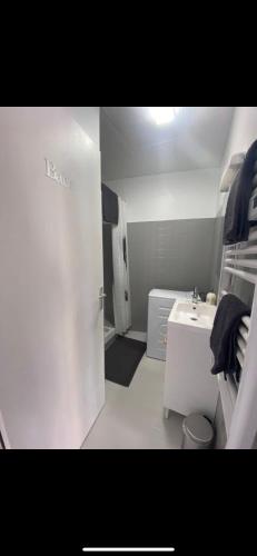 Spacieux appartement avec balcon Béziers centre et proche plage