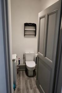 Spacieux appartement indépendant dans une maison