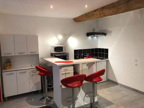 Appartement spacieux, chaleureux 39 m² Lagnieu france