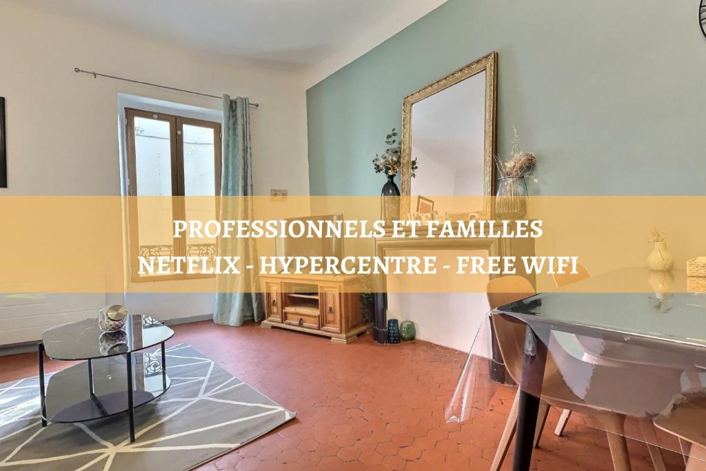 Appartement Spacieux - Cosy - Hypercentre - NETFLIX - FREE WIFI 25 Rue Louis Pasteur 84000 Avignon