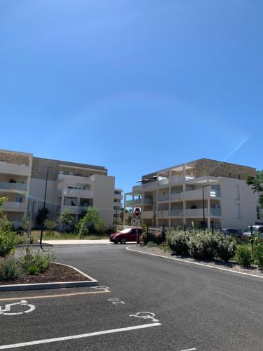 Appartement spacieux et lumineux dans une résidence à 650m de la mer Sérignan france