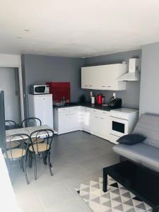 Spacieux et Paisible - 65m2 avec Jardin clos.