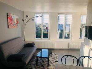 Spacieux et Paisible - 65m2 avec Jardin clos.