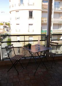 Appartement Spacieux T3 lumineux, Port Marianne, Parking privé, Wifi 20 Rue de la Nuit du 4 Août 1789 34000 Montpellier Languedoc-Roussillon