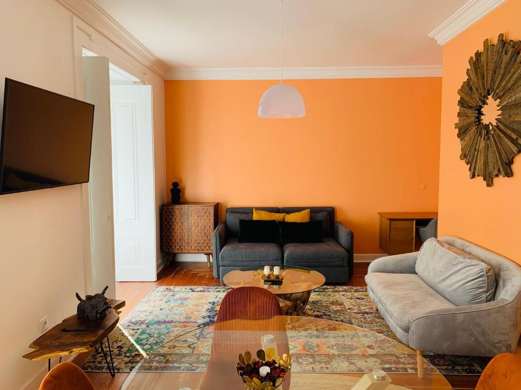 Spacious 1 bedroom apartment with a Parking Spot in Chiado 37 Rua da Emenda 1, 1200-169 Lisbonne