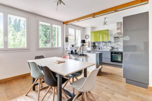Spacious 1-bedroom with parking near the Place Dupuy in Toulouse Welkeys