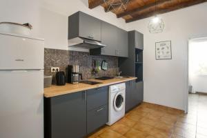Spacious 1br near the Old Port & the train station of La Ciotat Welkeys