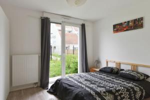 Spacious 3-rooms with garden close to Lille