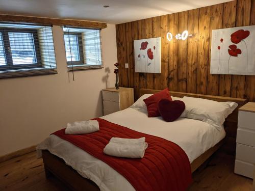 Spacious 4 bedroom apartment near Morzine