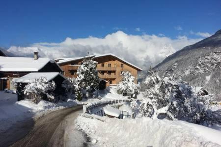 Appartement Spacious and stylish flat at the foot of the Mont-Blanc ideal for ski in ski out 526 Route des Aillouds 74310 Les Houches