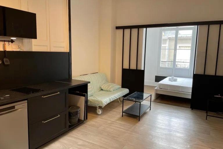 Spacious apartment for 4 people - Paris 14