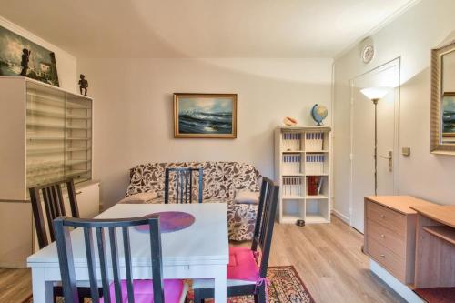 Spacious apartment for 4 people - Paris 14