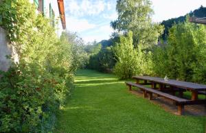 Appartement Spacious apartment in beautiful environment close to Lac de Vouglans 17 Rue du Bourg 39270 La Tour-du-Meix Franche-Comté