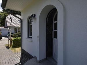 Spacious apartment in Graal-Muritz Germany with Balcony