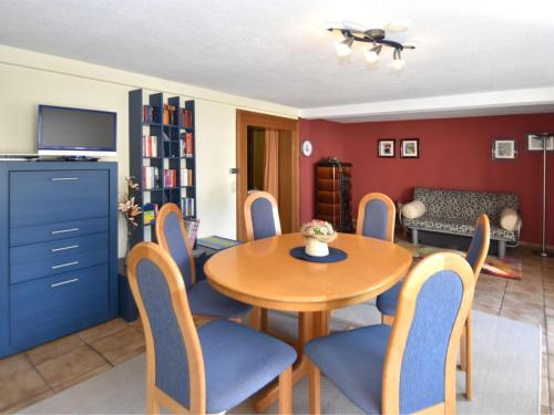 Spacious Apartment in Schwalenberg near Forest