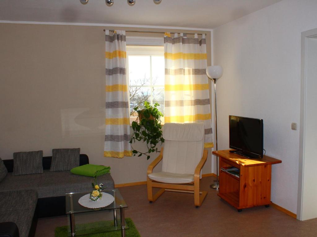 Spacious Apartment in Wei ig with Garden , 1796 Struppen