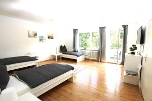 Spacious Apartment with Balcony